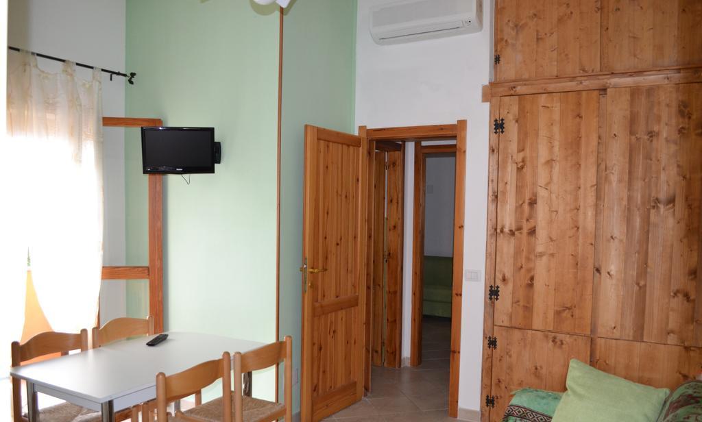 Apartments Mimose باديسي الغرفة الصورة